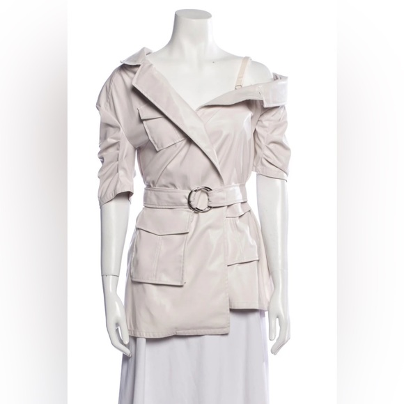 cinq a sept Jackets & Blazers - EUC Cinq a sept ivory shortsleeved faux off shoulder leather jacket size 10